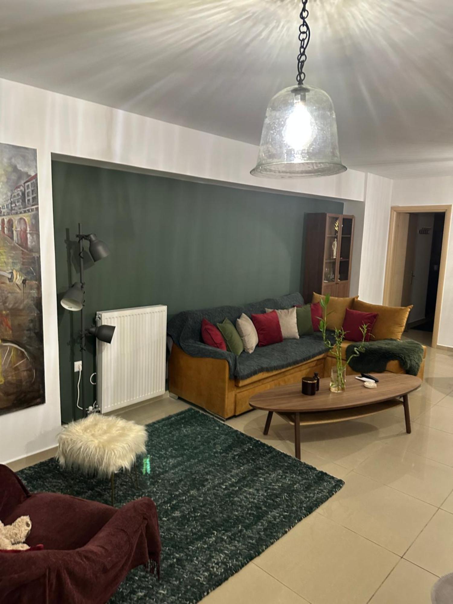 Little John Luxury Apartment Пирей Экстерьер фото